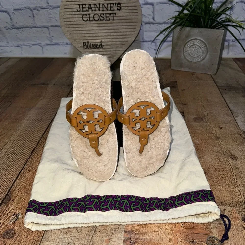 Tory Burch Miller cloud shearling carmel Slip-Oncorn/buttermilk sandals Size 7